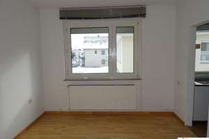 Mit Laminatboden! 3-4 Zimmer Wohnung im 5-Familienhaus in Bielefeld Ubbedissen! – Die vollständige Adresse der Immobilie erhältst du vom Anbieter., 33699 Stieghorst, Bielefeld – Vorschaubild 4