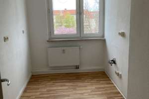 Lichtdurchflutete Dreiraumwohnung mit Balkon zu vermieten – Heeresbergstraße 22, 7549 Lusan-Zentrum, Gera – Vorschaubild 5