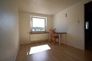 Volksbank Immobilien: Modernisiert - 
Doppelhaushälfte in Geestemünde! – Die vollständige Adresse der Immobilie erhältst du vom Anbieter., 27570 Wulsdorf, Bremerhaven – Vorschaubild 19