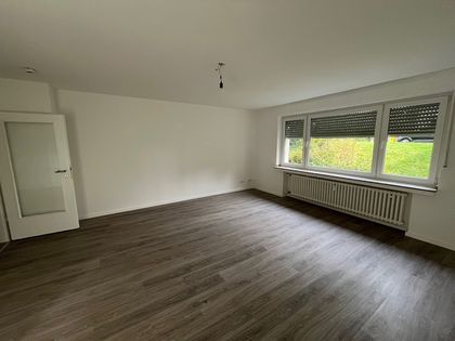 1 offers ZW/Tageslichtbad/Terasse, nur Wochenendheimfahrer o Büro