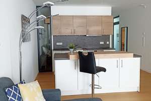 Möbl. neu, zentral, ruhig, WiFi / new apartment, Zuhause mit 2 Zimmern in zentraler Lage von München – 80337 Am Schlachthof, München – Vorschaubild 3