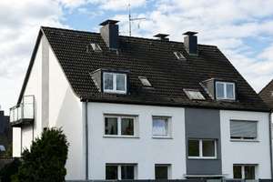 Exklusives Mehrfamilienhaus mit vermieteten Wohneinheiten, Balkonen und weiterem Ausbaupotenzial