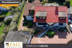 Großzügiges Zweifamilienhaus mit Einliegerhaus, 1.571 m² Grundstück & großem Entwicklungspotenzial