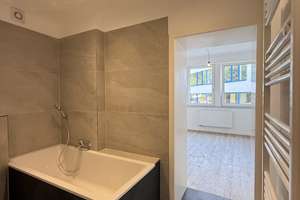 Erstbezug nach Vollsanierung: Lichtdurchflutete 4-Zimmer-Wohnung in der Kölner Südstadt, nähe Hafen! – Seyengasse 5, 50678 Altstadt/Süd, Köln – Vorschaubild 19