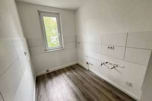 Hochwertiger Wohnkomfort auf 3 Räumen | Balkon + EBK auf Wunsch – Eckersbacher Höhe 40, 8066 Eckersbacher Höhe (E1-E4), Zwickau – Vorschaubild 5