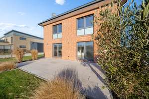 Repräsentatives und energieeffizientes Einfamilienhaus in ruhiger Feldrandlage – Die vollständige Adresse der Immobilie erhältst du vom Anbieter., 24235 Laboe – Vorschaubild 25