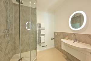 Property thumbnail 24