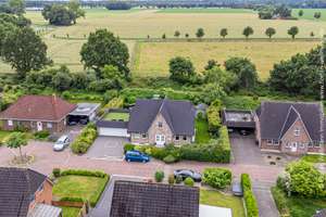 Heeslingen | Stilvolles Einfamilienhaus läßt keine Wünsche offen -  Pool, Kamin und toller Garten. – Die vollständige Adresse der Immobilie erhältst du vom Anbieter., 27404 Heeslingen – Vorschaubild 42