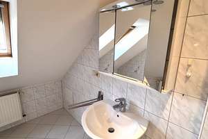 Hofheim-Wallau - Reihenhaus mit 2 Tageslicht-Bädern, Garage  und Einbauküche! – Rüdesheimerstr. X, 65719 Hofheim am Taunus – Vorschaubild 18
