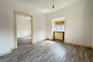 Preisgünstiges Wohnhaus in idealer Lage von Daaden - sonnig, zentrumsnah mit ebenem Grundstück ! – Altenkirchen (Westerwald) (Kreis) – Vorschaubild 14