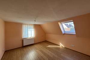 Ideal für Familien: 6-Zimmer und eine Einliegerwohnung warten auf Sie! – Die vollständige Adresse der Immobilie erhältst du vom Anbieter., 71404 Korb – Vorschaubild 9