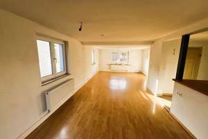 Renovierte und gepflegte DHH mit Terrasse, Garten und Einzelgarage in Großaspach – Konrad-Weiser-Str. 10, 71546 Aspach – Vorschaubild 4