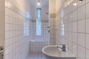 4,5-Zi.-Altbauwohnung im Winsviertel mit Ausbaupotenzial & zwei Balkonen – Winsstraße 47, 10405 Prenzlauer Berg, Berlin – Vorschaubild 12