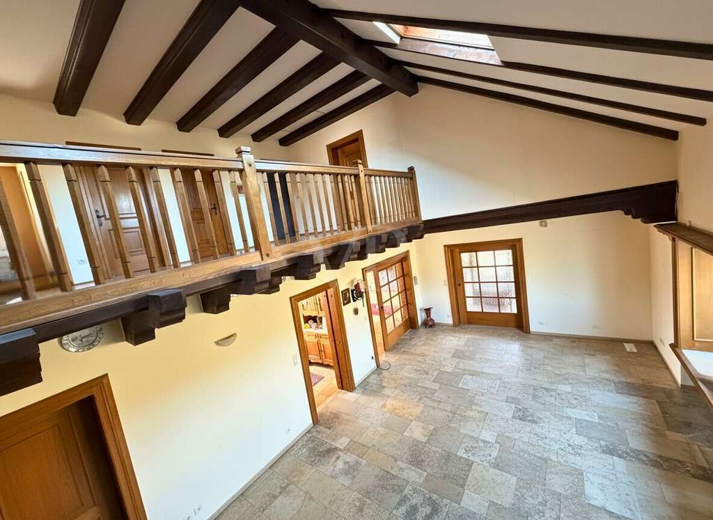 Immobilie in Neustadt an der Aisch - Ein Juwel der 70er Jahre mit grenzenlosem Potenzial - Bild 3