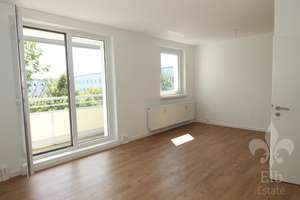 Sofort bezugsfertig - Kleine Familienwohnung Nähe Uniklinik mit Balkon und Wannenbad – Arnold-Zweig-Straße 23, 39120 Leipziger Straße, Magdeburg – Vorschaubild 2