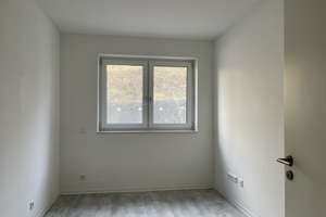 Genossenschaftsanteile - Vermietete Wohnung inkl. EBK, Terrasse und TG-Stellplatz  zu verkaufen – Alte-Dorfstr. 24, 42327 Elberfeld West, Wuppertal – Vorschaubild 8