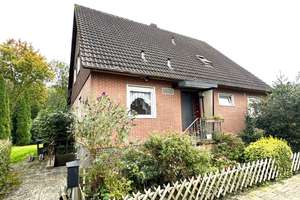 Gemütliches Einfamilienhaus in ansprechender Wohnlage mit großem Garten, Teich und Garage! – Die vollständige Adresse der Immobilie erhältst du vom Anbieter., 31582 Nienburg (Weser) – Vorschaubild 9