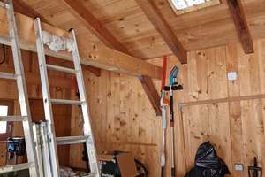 Wohnen wie im Park!
Tolles Landhaus
+ 4 Nebengebäude
+ PV-Anlage u. Fernwärme
+ Bezugsfrei in Kü – Die vollständige Adresse der Immobilie erhältst du vom Anbieter., 95473 Creußen – Vorschaubild 45