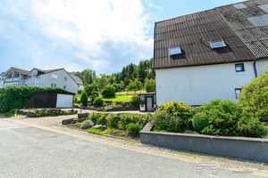Einfamilienhaus mit Ausbaumöglichkeiten im Dachgeschoss
- Terrasse - Garten - Garage - Schuppen – Märkischer Kreis – Vorschaubild 3