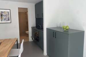 Möblierte All-in-Wohnung ideal für Studierende - rollstuhlgerecht | Suite Plus – Abraham 12, 26122 Innenstadt, Oldenburg (Oldenburg) – Vorschaubild 2