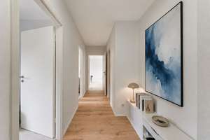 Attraktive & renovierte 3-Zimmer-Wohnung mit Balkon und Tiefgarage in Weiden! – Die vollständige Adresse der Immobilie erhältst du vom Anbieter., 50858 Weiden, Köln – Vorschaubild 4