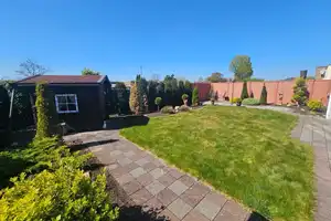 Top-Bungalow in 1. Reihe / Überherrn-Wohnstadt / Wintergarten / 2 Garagen – Saarlouis (Kreis) – Vorschaubild 10
