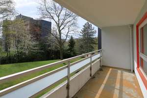 Komfortables Wohnen! 4,5-Raum-Wohnung mit rd. 94 m² im 1.OG mit Aufzug, Loggia und Stellplatz – Die vollständige Adresse der Immobilie erhältst du vom Anbieter., 45219 Kettwig, Essen – Vorschaubild 9