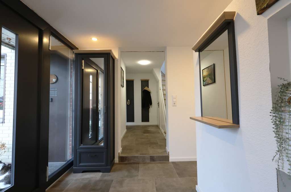 Immobilie in Geeste - Sanierte Doppelhaushälfte in Dalum – bezugsfertig & familienfreundlich mit großem Garten - Bild 2