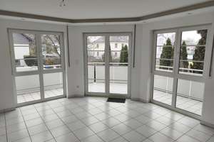 4-Zimmer Wohnung mit Balkon in München-Obermenzing