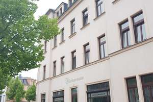 2 Zimmer im Dachgeschoß - direkt vom Verwalter