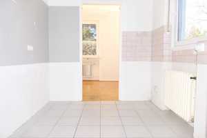Geräumiger Bungalow (erweiterbar) auf parkähnlichem Grundstück – München (Kreis) – Vorschaubild 9