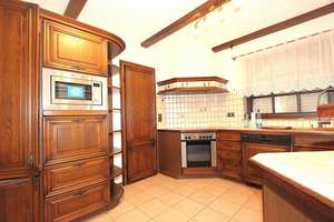 Exklusives Mehrfamilienhaus mit zusätzl. ca. 75 m² Gewerbe oder Nutzfläche in 64347 Griesheim – Die vollständige Adresse der Immobilie erhältst du vom Anbieter., 64347 Griesheim – Vorschaubild 8