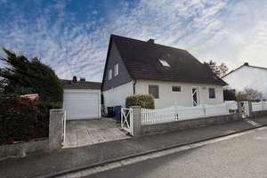 1 - 2 FH in begehrter Wohnlage von Ober-Rosbach – Die vollständige Adresse der Immobilie erhältst du vom Anbieter., 61191 Rosbach vor der Höhe – Vorschaubild 2
