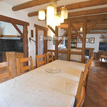 Charmantes Haus in Mas Mateu mit Pool und Touristenlizenz