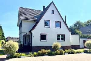 Wohnen & Vermieten in Top-Lage: Haus mit bis zu vier Einheiten! – Die vollständige Adresse der Immobilie erhältst du vom Anbieter., 27476 Cuxhaven – Vorschaubild 16