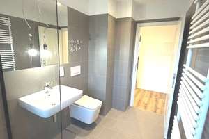 Erstbezug nach Kernsanierung – stilvolle 2-Zimmer-Wohnung mit neuer Einbauküche – Hauptstr. 2a, 13158 Wilhelmsruh, Berlin – Vorschaubild 8