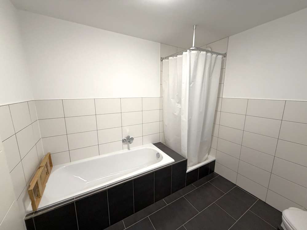 Immobilie in Mertesheim - Frische Luft, freier Blick, hoher Wohnkomfort = Lebensqualität! Modernes EFH m. ELW in Mertesheim! - Bild 31