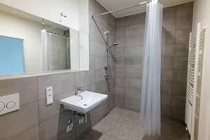 Property thumbnail 13