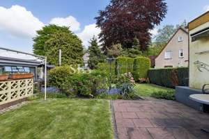 Dreifamilienhaus mit flexiblen Nutzungsmöglichkeiten und ruhigem Wohnumfeld in Bochum-Harpen – Die vollständige Adresse der Immobilie erhältst du vom Anbieter., 44805 Harpen/Rosenberg, Bochum – Vorschaubild 3