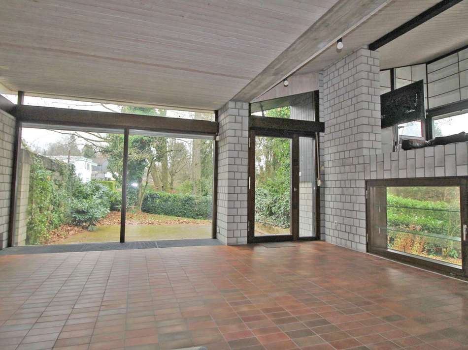 Wohnraum mit Sicht zur Empore
