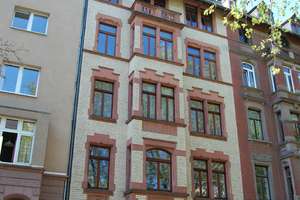Top Sanierte 4 Zimmer - Altbauwohnung mit Balkon in Mz-Altstadt, Nähe Kurfürstlichen Schloss