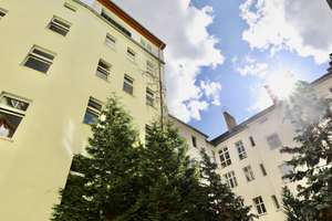 HOHE DECKEN, BALKON & PARKETTBODEN - BEGEHRTE KIEZLAGE, RUHIG & ZENTRAL - DIREKT AM HAUSBURGPARK – Kochhannstr. 19 dd, 10249 Friedrichshain, Berlin – Vorschaubild 17