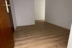Willkommen zuhause: Großzügige 2-Zimmer-Wohnung mit 72 m² in Oberhausen – Teutoburger Str. 259, 46119 Klosterhardt-Süd, Oberhausen – Vorschaubild 2