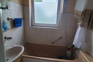 Attraktive 4-Zimmer-Maisonettewohnung mit Balkon und 2 Garagen in ruhiger Lage – Die vollständige Adresse der Immobilie erhältst du vom Anbieter., 23611 Ratekau – Vorschaubild 7