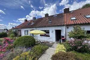 Ihr neues Zuhause mit Raum für Ideen – Reihenmittelhaus in bester Lage! – Die vollständige Adresse der Immobilie erhältst du vom Anbieter., 21079 Langenbek, Hamburg – Vorschaubild 3