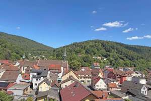 Großzügige, sehr gepflegte 5 ZKB-Maisonettewohnung mit tollem Ausblick in zentraler Lage von Schönau – Die vollständige Adresse der Immobilie erhältst du vom Anbieter., 69250 Schönau – Vorschaubild 8