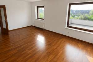 Gepflegte 2-Zimmer-Maisonette-Wohnung mit Balkon und Garage in ruhiger Lage von Krefeld – Marktstr. 324b, 47804 Kempener Feld/Baackeshof, Krefeld – Vorschaubild 3