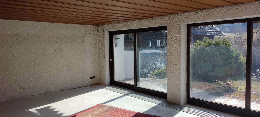 Immobilie in Aystetten - Attraktives Ein- oder Zweifamilienhaus - Bild 4