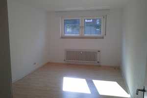 Geräumige Souterrainwohnung mit guten Wohnungszuschnitt in Erle mit 68 m² – Striegauer Weg  22, 45891 Gelsenkirchen – Vorschaubild 3