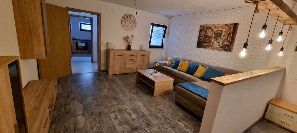 Immobilie in Oedheim - Modernisiertes 3-Familienaus-flexibel für Mehrgenerationen, Eigennutzer & Kapitalanleger - Bild 19